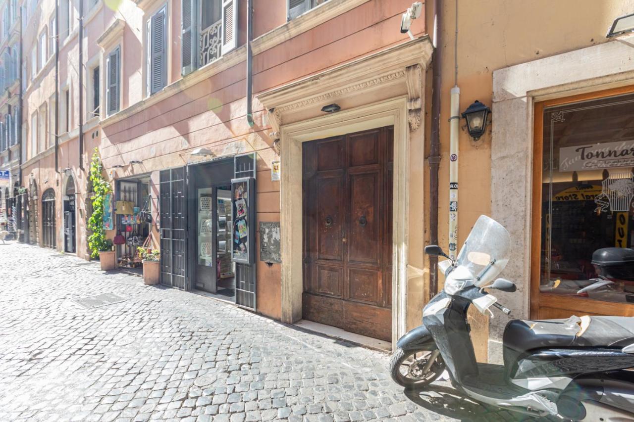 Apartment Mosaic Trastevere Silver - Collection Rom